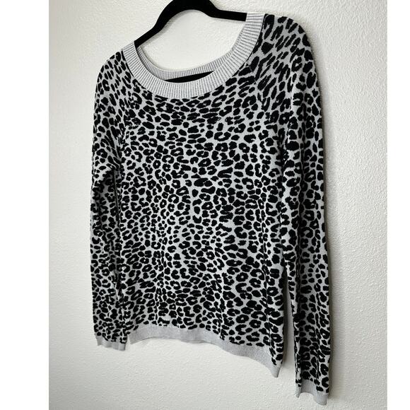 Express Black & Light Gray Leopard Print Boat neck Long Sleeve Thin Sweater M - Picture 3 of 11